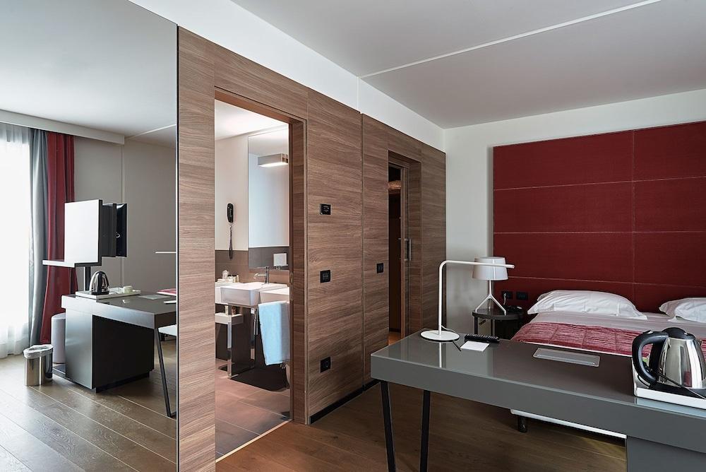 Link124 Hotel Parma Dış mekan fotoğraf